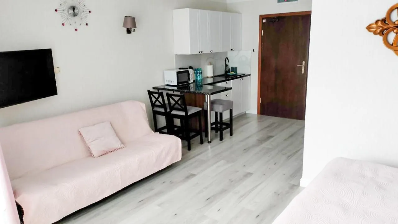 Apartament Blisko Morza Carmen Kolobrzeg 0*,  Poland